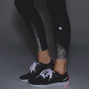 lululemon tight stuff tight sz 8 black